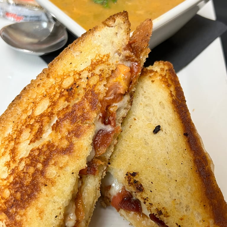 Delicious Grilled Cheese Sandwiches