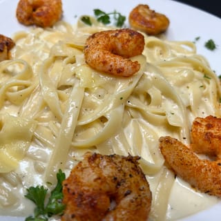 Fettuccine Alfredo - Lunch